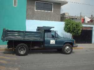 Camioneta Volteo